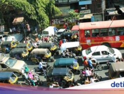 Turis Jepang Muak Bersama Bising Klakson Di India