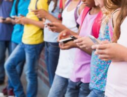 Konflik Bersenjata Lawan Kejahatan Digital Anak! Menkomdigi: Tak Ada Toleransi!