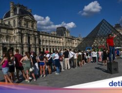 Turis AS Sembunyikan Identitas Pada Liburan