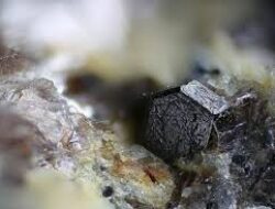 China Negeri Pertama yang Rutin Menggunakan Reaktor Nuklir Thorium
