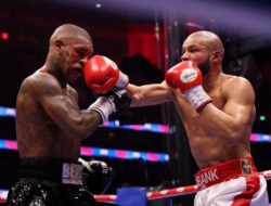 Promotor Tinju Bantah Eubank Jr Alami Patah Rahang