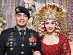 9 Seniman yang Dinikahi Polisi, Nomor 7 Bertugas Hingga London