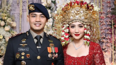 9 Seniman yang Dinikahi Polisi, Nomor 7 Bertugas Hingga London