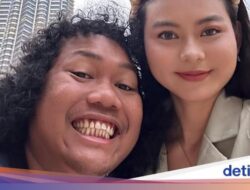10 Momen Casen, Istri Marshel Widianto Pada Makan Steak dan Gelato
