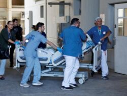 Israel Dihantam Rudal Iran, Fasilitas Medis Ditutup Kecuali Untuk Darurat