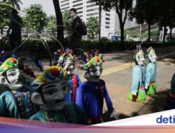 Ondel-ondel Mini Sambut HUT Jakarta Hingga-498
