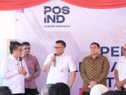 Menaker Tinjau Langsung Penyaluran BSU Untuk Peserta Aktif BPJS Ketenagakerjaan Di Makassar