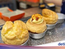 7 Jajanan Enak Ke Petak Enam Glodok, Donat Ollie hingga Creme Brulee Puff