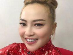 Denny Cagur Cerita Janji Terakhir yang Belum Dipenuhi Sebagai Mpok Alpa