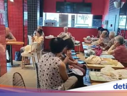 Di China Lagi Viral Kejadian Luar Biasa Orang Tua ‘Ngadem’ Di Restoran