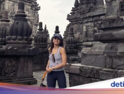 Liburan Acha Septriasa Hingga Yogyakarta