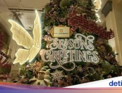 Christmas Tree Lighting Hotel Borobudur Dibuka, Banyak Promo Akhir Tahun