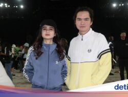 Jago Masak, Tissa Biani Bikin Omelet Pizza dan Tongkol Suwir Kemangi