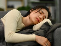 Butuh Tidur Berapa Lama Sebagai Menurunkan Berat Badan? Ini Temuan Studi Ilmiah