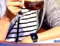 Sri Mulyani Mampir Hingga Pitutur Minuman Jogja, Puji Racikan Kopinya