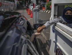 Di Mana Ide Warga Harus Bayar STNK Ditambah Biaya Parkir Setahun?