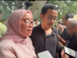 Ibunda Delpedro Menangis Setelahnya Anaknya Divonis Bebas