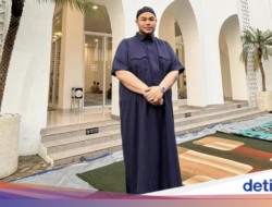Setelahnya Jualan Nasi Kulit, Ivan Gunawan Kini Desain Cup Minuman Populer