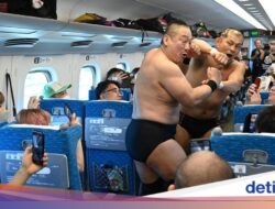 Turis Adu Jotos Hingga Kereta gegara Persoalan Sepele, Penumpang Lain Kena Imbas