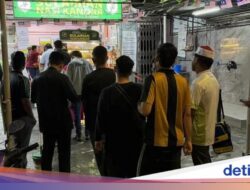 Wah! Ada Wanita Misterius Borong Nasi Kandar buat Dikasih Gratis