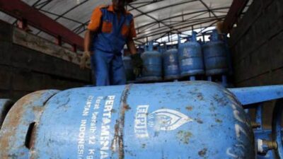 Pembebasan Bea Masuk LPG dan Bahan Baku Plastik Berlaku 6 Bulan