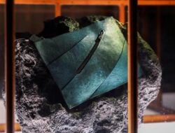 Saku Tangan Di Kulit Dinosaurus Memicu Perdebatan Ilmiah, Ini Alasannya