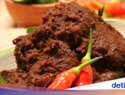 Anti Gagal! 5 Tips Masak Rendang Empuk Di Chef Minang buat Pemula