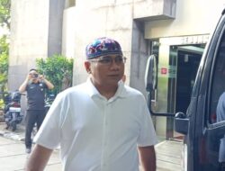 Gus Yaqut hingga Bupati Sudewo Salat Iduladha Ke Masjid KPK