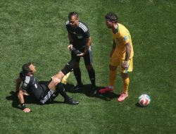Viral Hakim Laga Laga Trophy Dunia 2026 Kram Ke Akhir Laga, Korban Cuaca Terik?