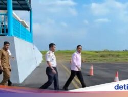 Bandara Jember Boleh Seperti Balai Desa, Tapi Punya Cigar Lounge