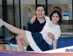 Potret Kebersamaan Barry Tamin dan Caca Tengker Di Masakan Bareng