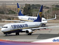 Jendela Rusak Ke Udara, Penumpang Ryanair Nyaris Tersedot Keluar Pesawat