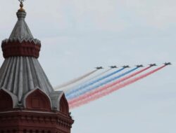 Biaya Konflik Bersenjata Membengkak, Rusia Pangkas 35% Belanja Nonmiliter