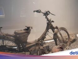 Jejak Merapi 2010 Terekam Ke Kerangka Kendaraan Bermotor Roda Dua Museum Geologi